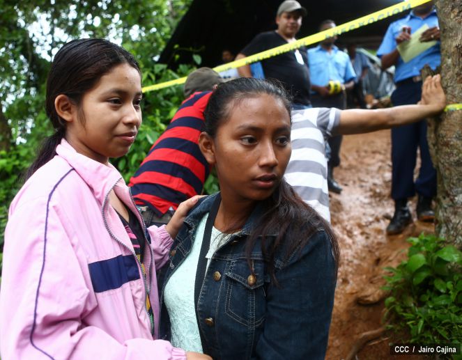 Continúan labores de búsqueda de mineros