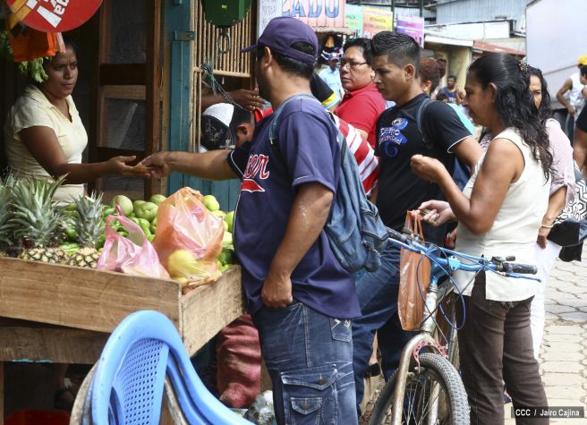 Bonanza en calma a la espera del rescate de segundo grupo de mineros