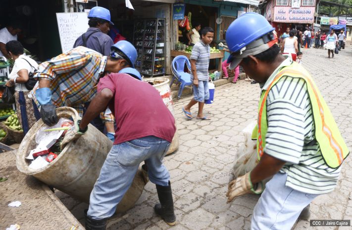 Bonanza en calma a la espera del rescate de segundo grupo de mineros