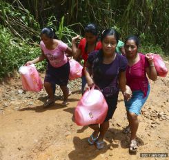Rescate de mineros aún desaparecidos continúa