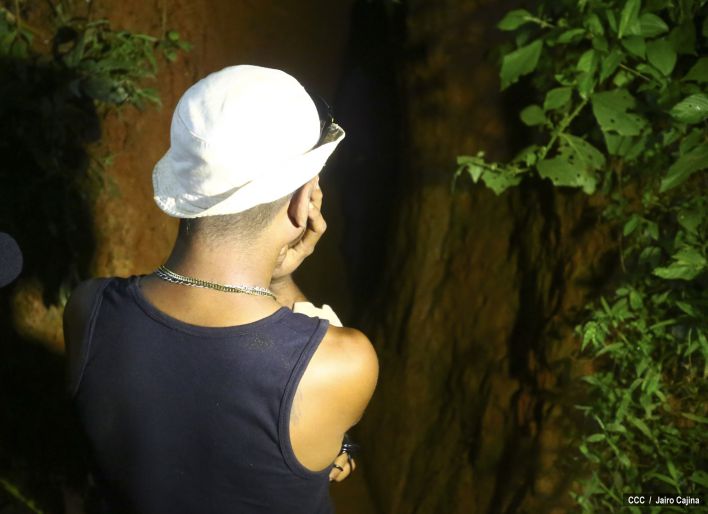 Familias de Bonanza resignadas ante dificultades en rescate de mineros