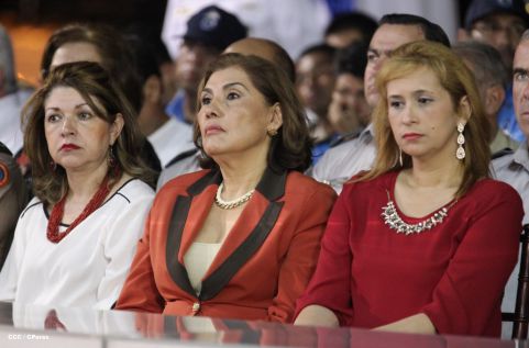 Daniel y Rosario conmemoran 35 Aniversario del Ejército de Nicaragua