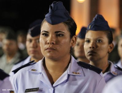 Daniel y Rosario conmemoran 35 Aniversario del Ejército de Nicaragua