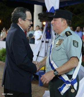 Daniel y Rosario conmemoran 35 Aniversario del Ejército de Nicaragua