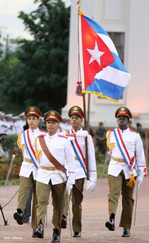 Daniel y Rosario conmemoran 35 Aniversario del Ejército de Nicaragua
