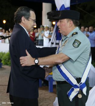 Daniel y Rosario conmemoran 35 Aniversario del Ejército de Nicaragua