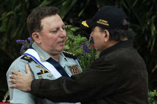 Daniel y Rosario conmemoran 35 Aniversario del Ejército de Nicaragua