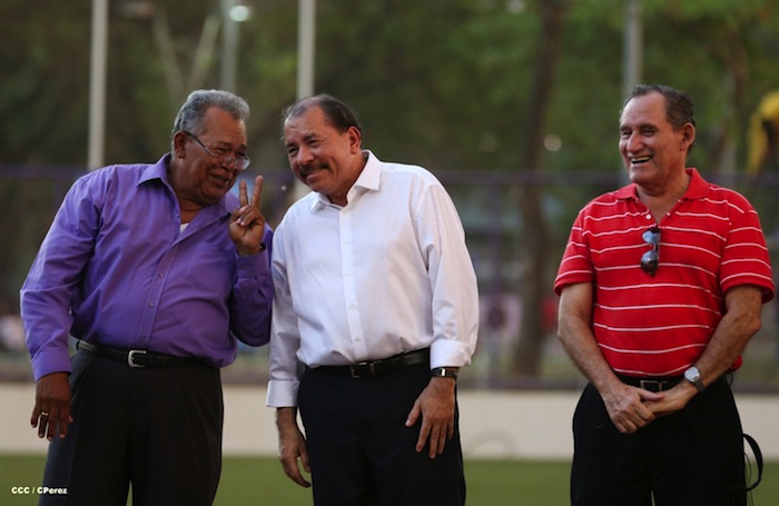 Presidente Daniel inaugura Estadio Béisbol Infantil 