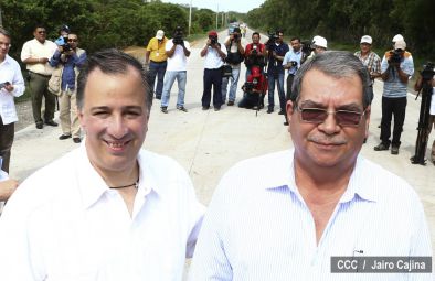 Canciller mexicano visita obras de cooperación con Nicaragua