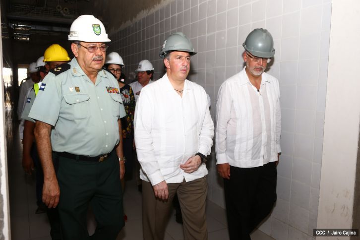 Canciller mexicano visita obras de cooperación con Nicaragua