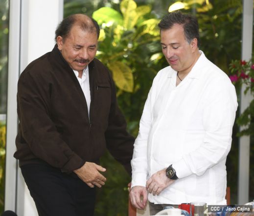 Presidente Daniel y Compañera Rosario se reúne con Canciller de México