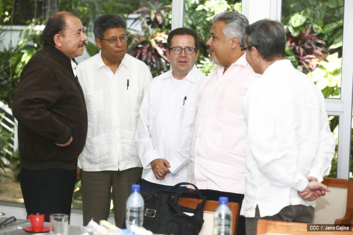 Presidente Daniel y Compañera Rosario se reúne con Canciller de México