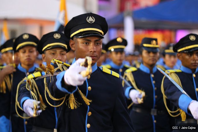 Presidente Daniel encabeza acto del 35 Aniversario de la Policía Nacional