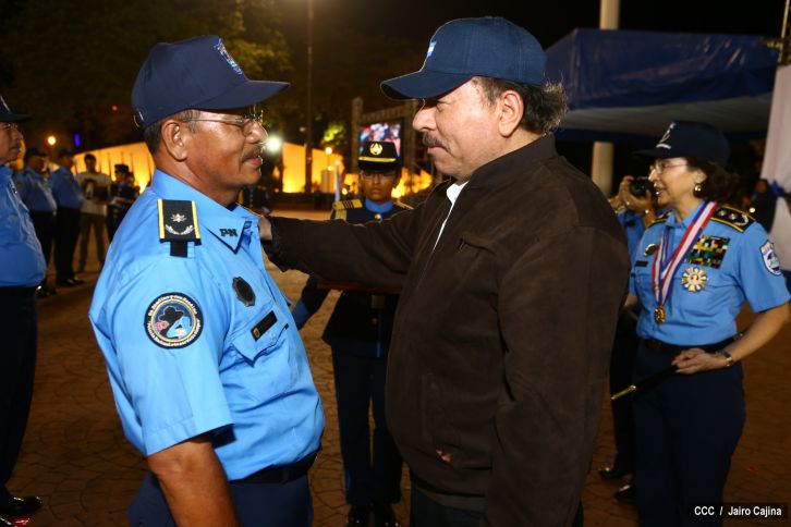 Presidente Daniel encabeza acto del 35 Aniversario de la Policía Nacional