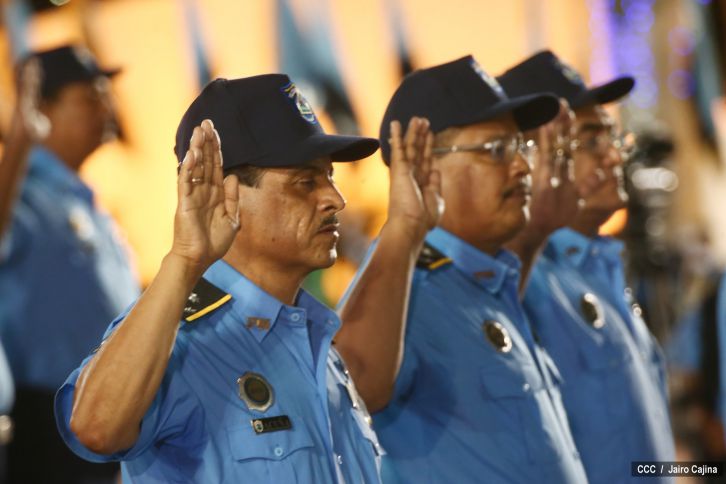 Presidente Daniel encabeza acto del 35 Aniversario de la Policía Nacional
