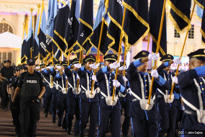 Presidente Daniel encabeza acto del 35 Aniversario de la Policía Nacional