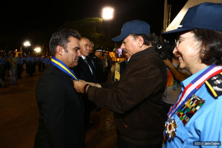 Presidente Daniel encabeza acto del 35 Aniversario de la Policía Nacional