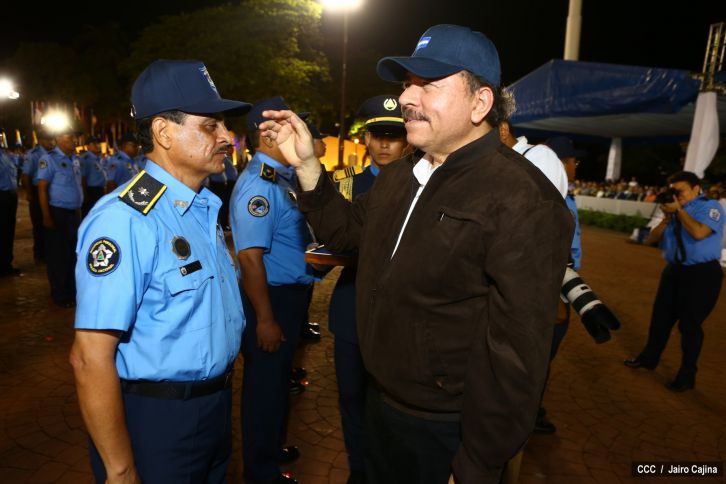 Presidente Daniel encabeza acto del 35 Aniversario de la Policía Nacional