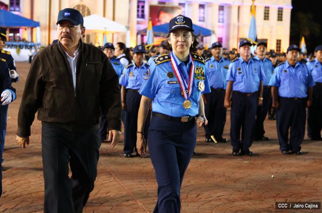Presidente Daniel encabeza acto del 35 Aniversario de la Policía Nacional