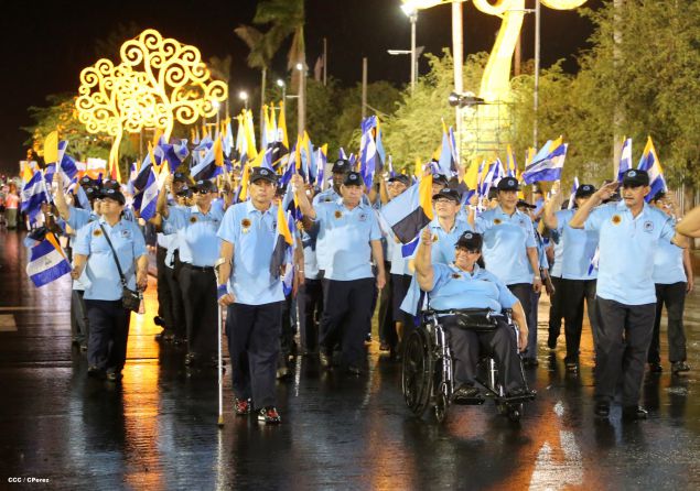 Daniel preside desfile conmemorativo del 35 Aniversario de Fundación de la Policía Nacional