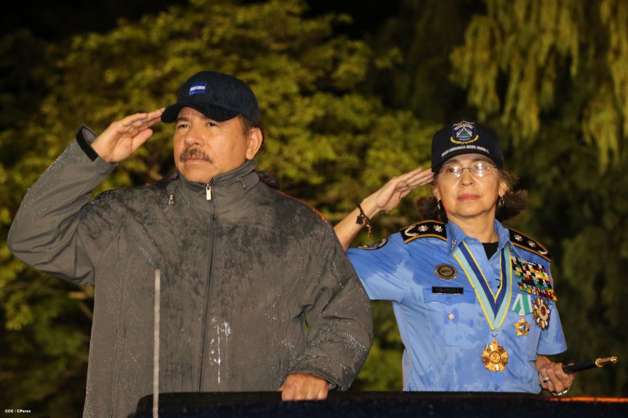 Daniel preside desfile conmemorativo del 35 Aniversario de Fundación de la Policía Nacional