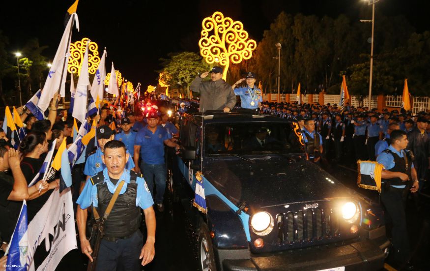 Daniel preside desfile conmemorativo del 35 Aniversario de Fundación de la Policía Nacional