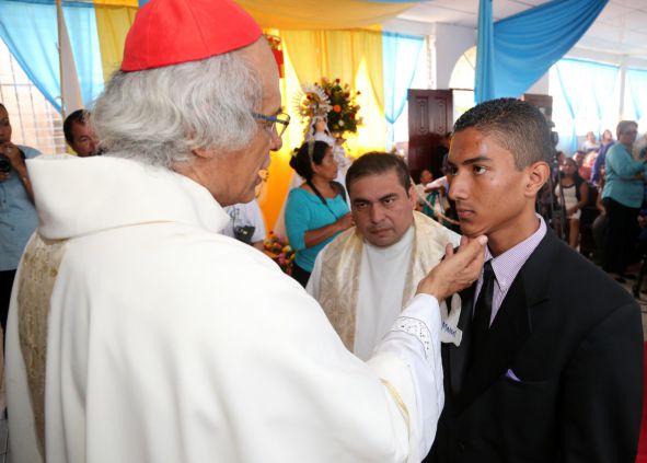 Cardenal Brenes festeja a Virgen La Merced en Mateare