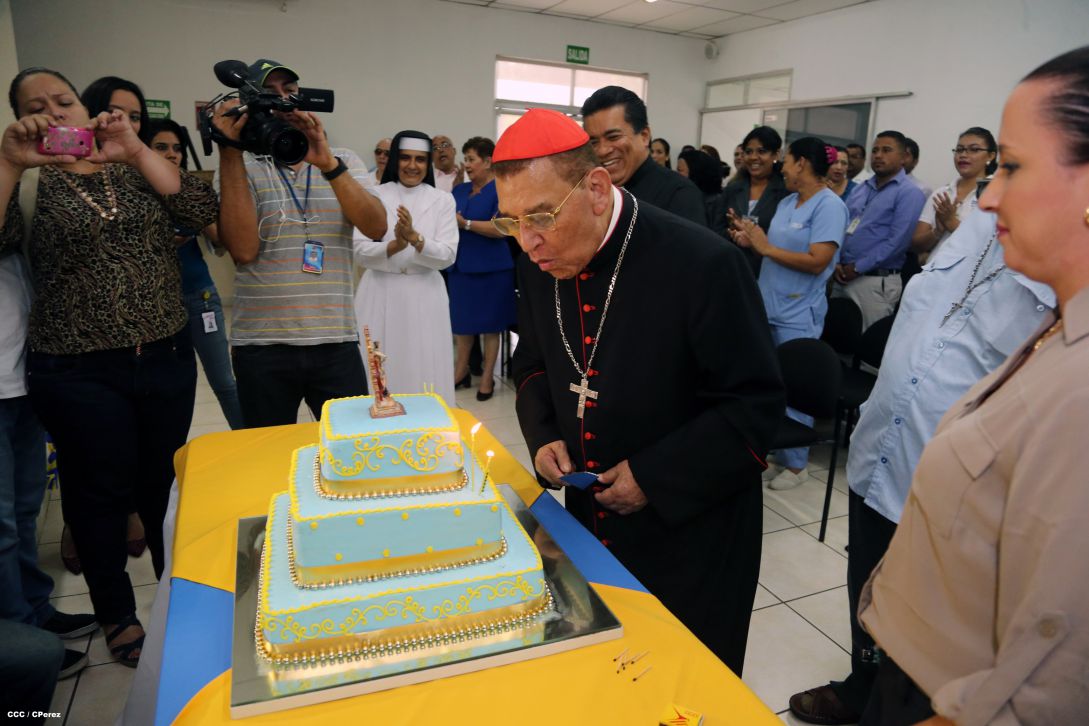 Celebran onomástico de Su Eminencia Cardenal Miguel
