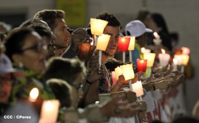 Papa Francisco Preside Vigilia de Oración en Preparación del Sínodo por la Familia