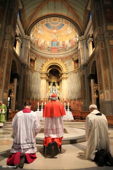 Cardenal Brenes toma posesión de Parroquia San Joaquín, en Roma