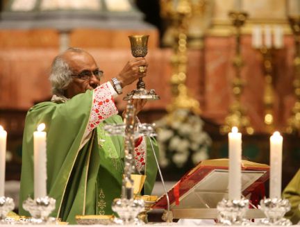 Cardenal Brenes toma posesión de Parroquia San Joaquín, en Roma