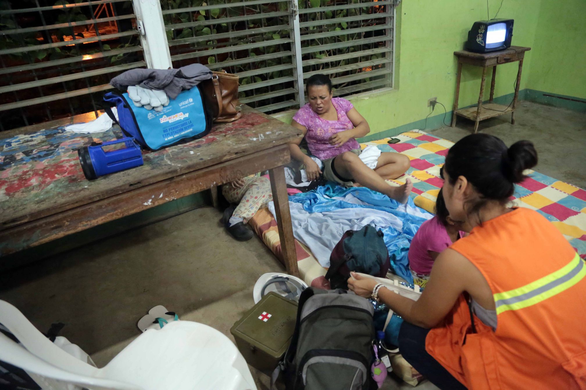 Evacúan zonas costeras de Carazo ante alerta de tsunami