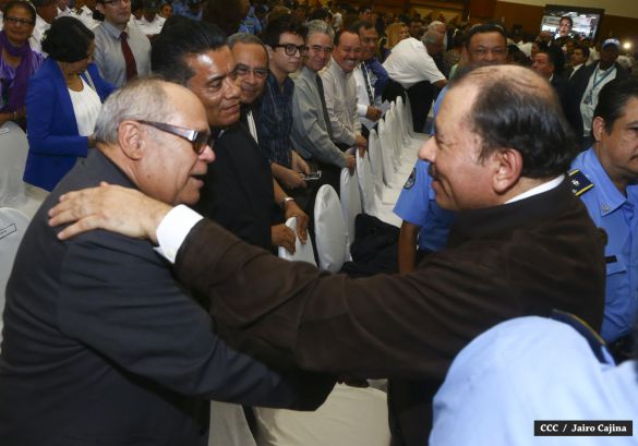 Presidente Daniel y Compañera Rosario encabezan acto 35 Aniversario MIGOB