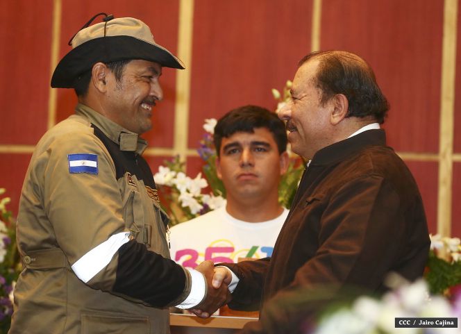 Presidente Daniel y Compañera Rosario encabezan acto 35 Aniversario MIGOB