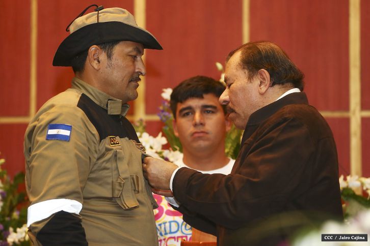 Presidente Daniel y Compañera Rosario encabezan acto 35 Aniversario MIGOB