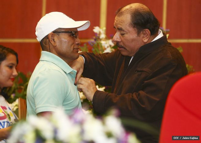 Presidente Daniel y Compañera Rosario encabezan acto 35 Aniversario MIGOB