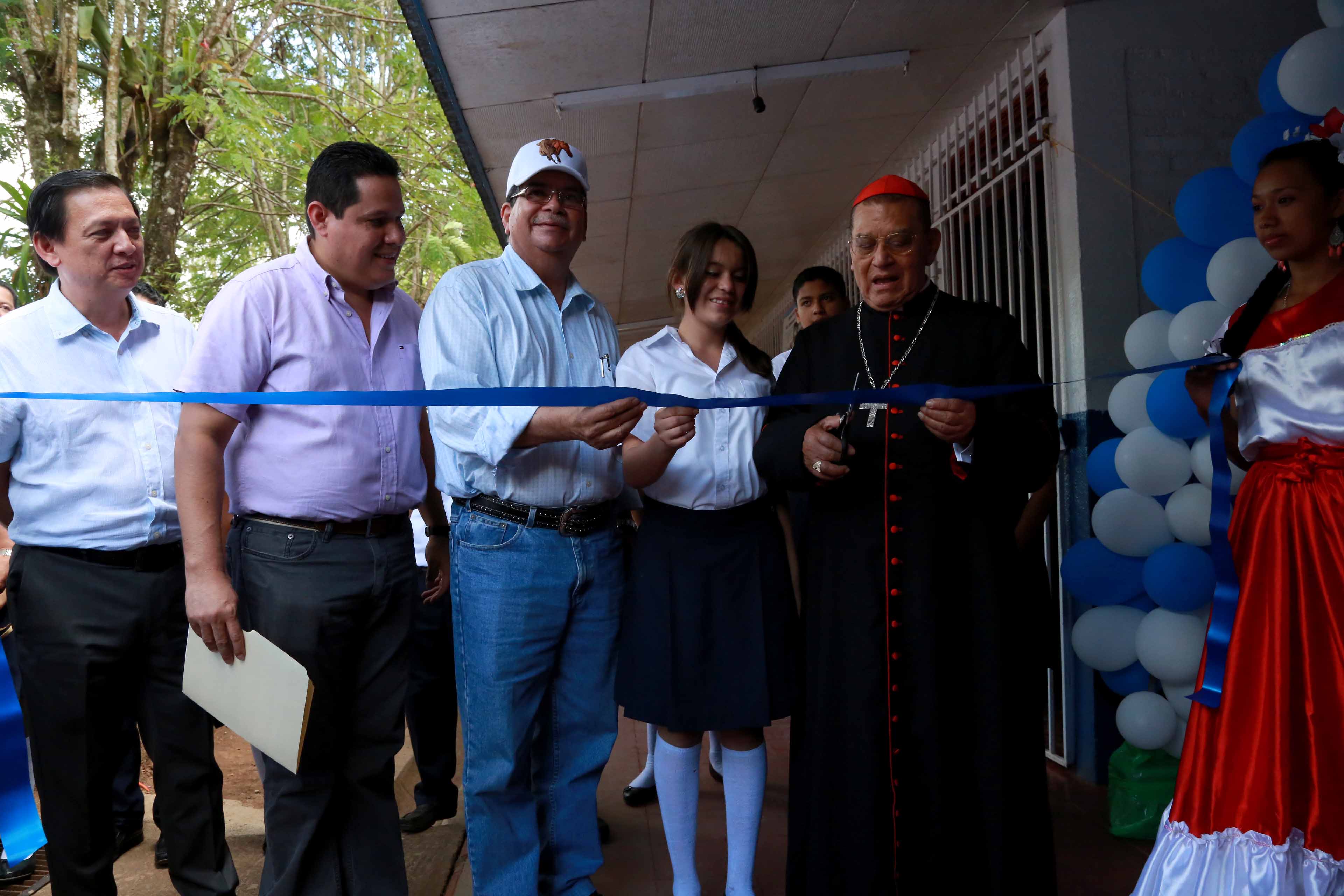 Rehabilitan centros educativos en Chontales