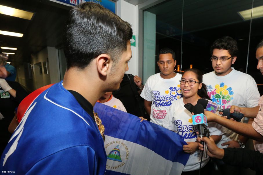 Llega a Nicaragua Randy Caballero