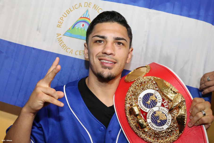 Llega a Nicaragua Randy Caballero