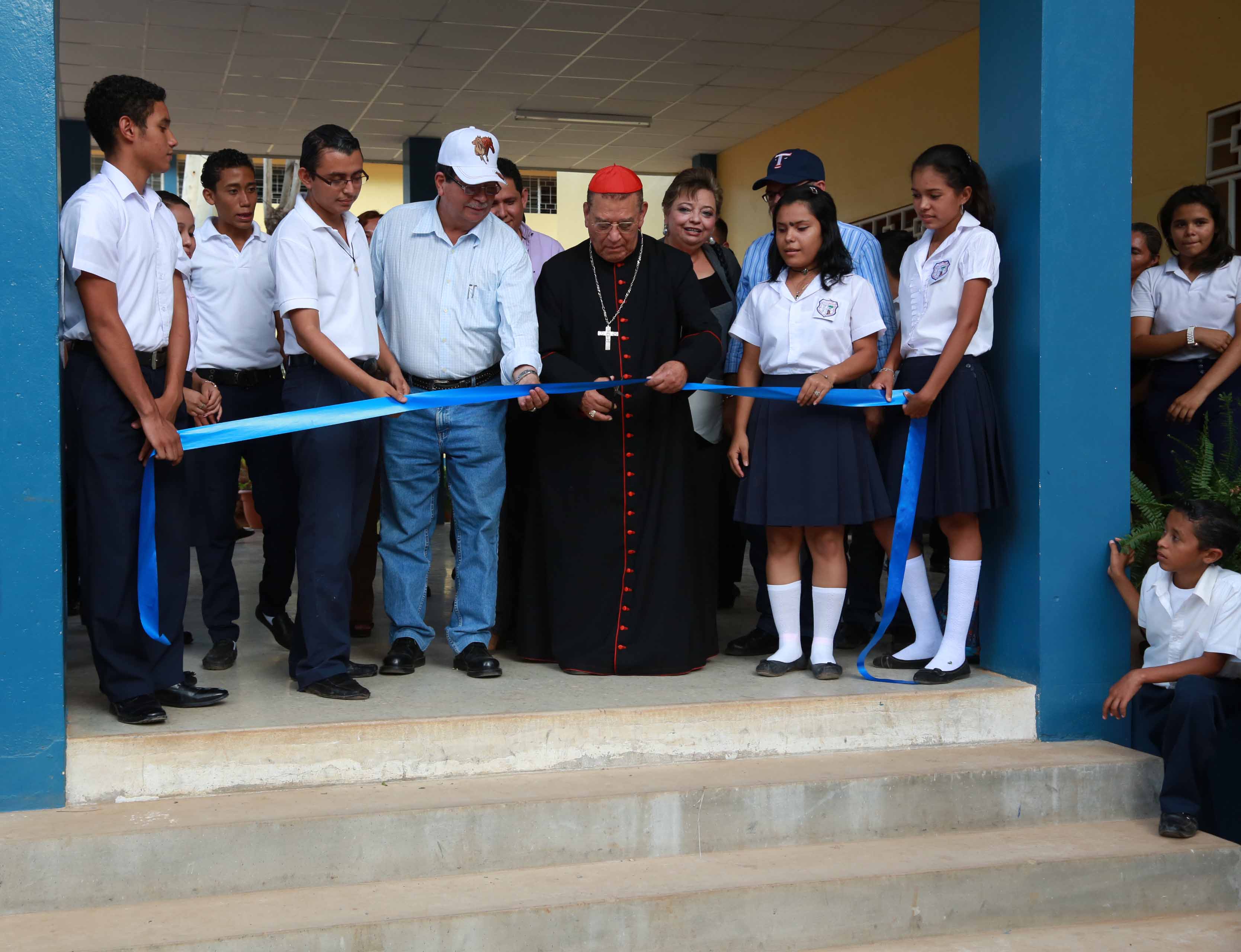 Rehabilitan centros educativos en Chontales