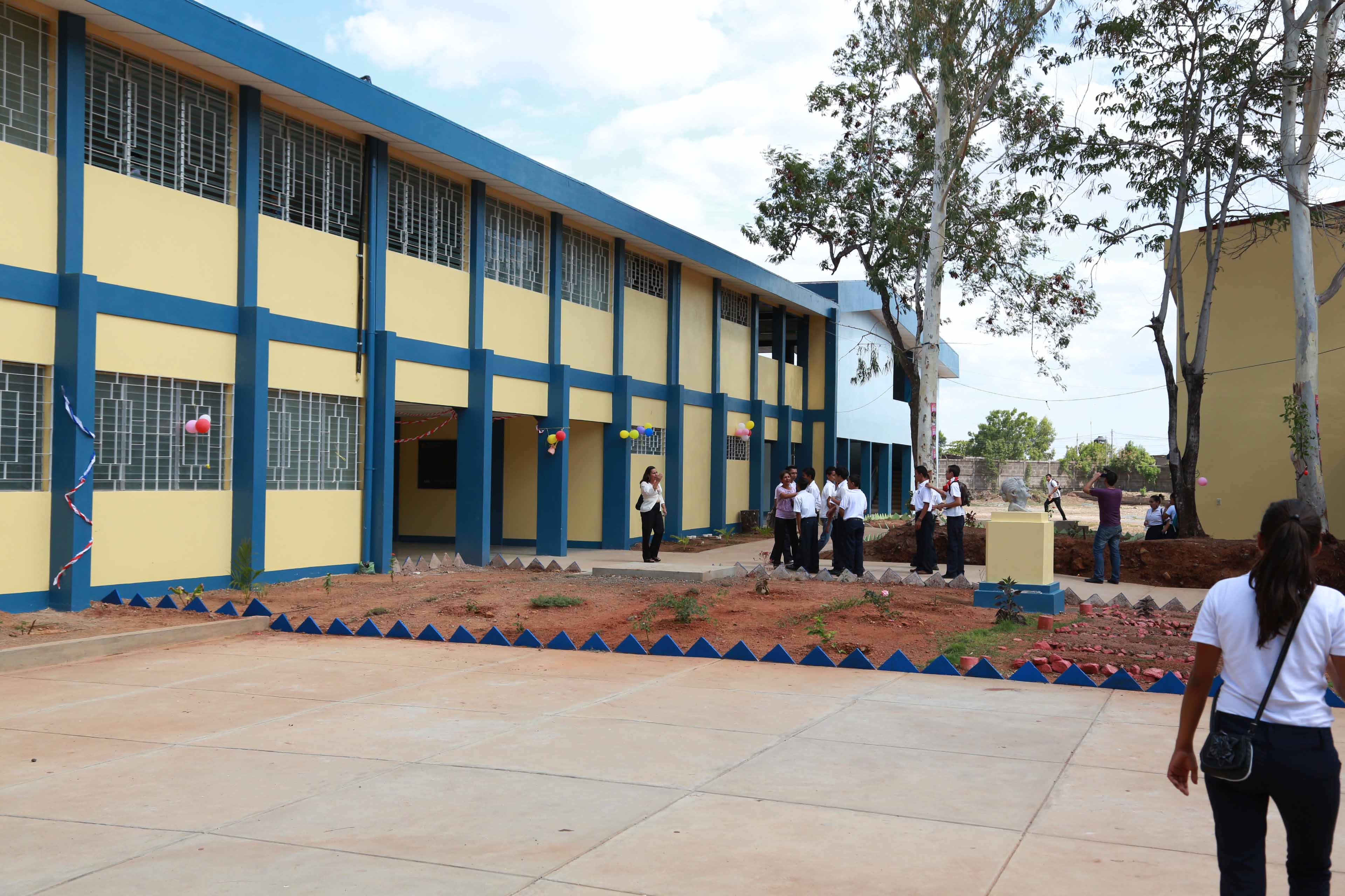 Rehabilitan centros educativos en Chontales