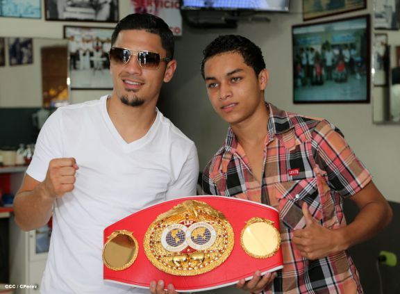 Recorrido del Campeón Randy Caballero por Managua y encuentro con Campeones