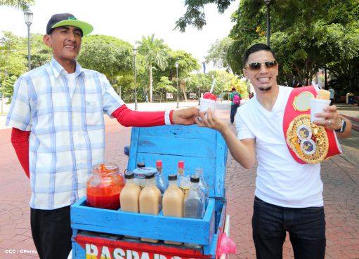Recorrido del Campeón Randy Caballero por Managua y encuentro con Campeones