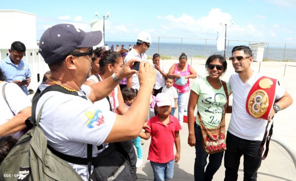Recorrido del Campeón Randy Caballero por Managua y encuentro con Campeones