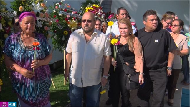 Pueblo de Nicaragua coloca ofrendas florales en Mausoleo del Comandante Carlos Fonseca
