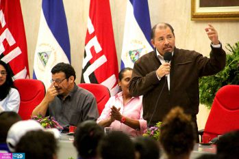 Daniel abandera delegación que participará en Juegos Centroamericanos y del Caribe