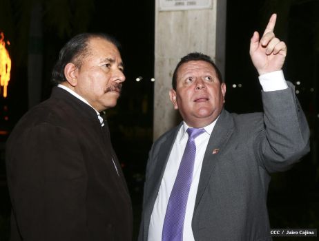 Daniel abandera delegación que participará en Juegos Centroamericanos y del Caribe