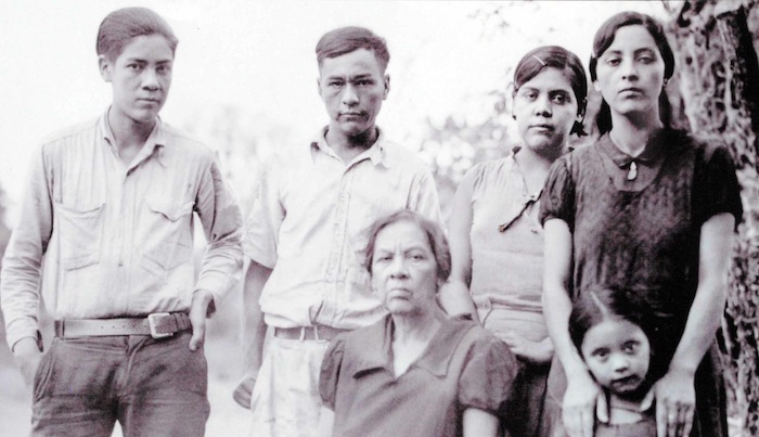 Familias rinden honores a General Sandino en Niquinohomo (18 Mayo 2013)