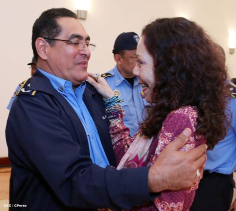 Presidente Daniel asciende en grados a nuevos Comisionados Generales de la Policía Nacional