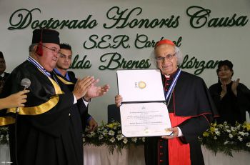 UCC otorga Doctorado Honoris Causa a Cardenal Brenes